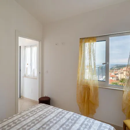 Holiday home Toni - Tzr240 By Interhome Terzorio